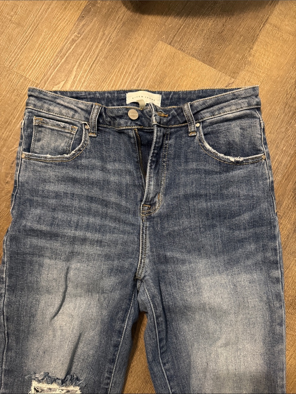Women’s Risen Distressed Mid-Blue Boyfriend Jeans with Frayed Hem - Picture 3 of 5